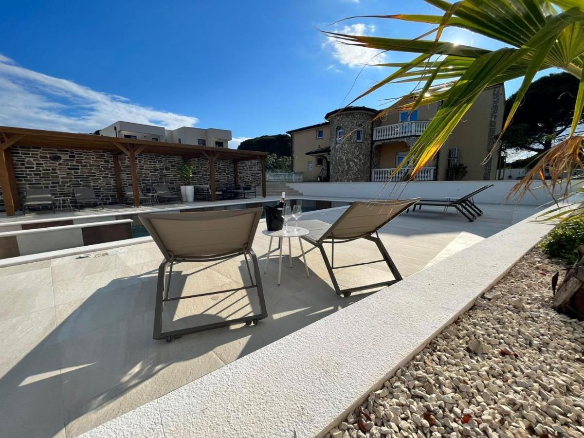 Olivea Luxury Suites Fazana Exterior photo