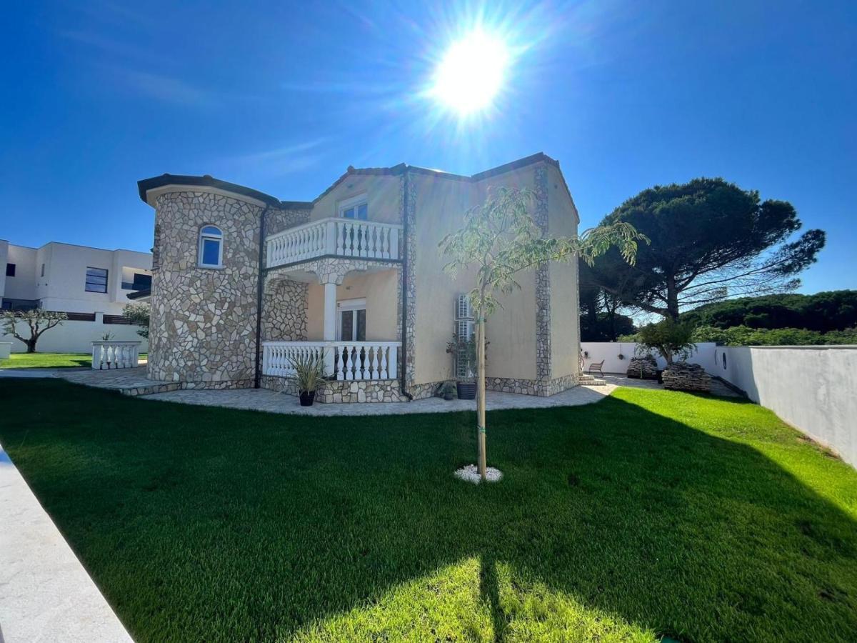 Olivea Luxury Suites Fazana Exterior photo